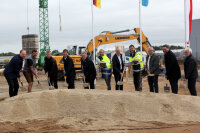 Spatenstich für die neue Flussmeisterstelle.